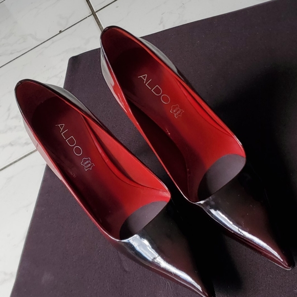 Aldo ombre red to black heels - Picture 2 of 8